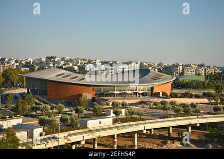 Vue panoramique sur le stade Taekwondo de la paix et de l'amitié au complexe olympique de la zone côtière de Palaio Faliro, à Athènes, en Grèce. Banque D'Images