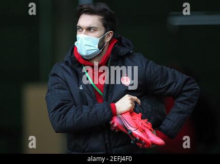 Connor McLennan d'Aberdeen arrive avant le match de la première écossaise au Celtic Park, à Glasgow. Date de la photo: Mercredi 17 février 2021. Banque D'Images