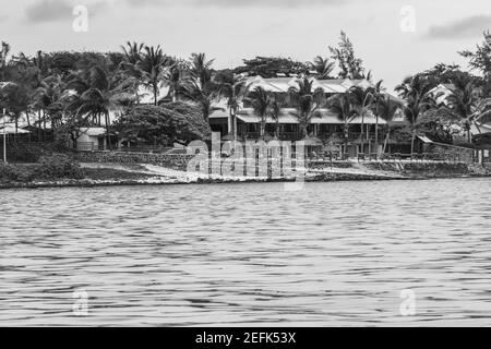 Le déversement d'hydrocarbures de MV Wakashio, catastrophe écologique et économique d'origine homme, s'est produit au large de Pointe d'Esny, au sud de l'île Maurice Banque D'Images