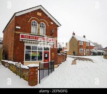 L'ancienne caserne de pompiers construite en 1909 Rothwell Kettering district Northamptonshire Royaume-Uni. Banque D'Images