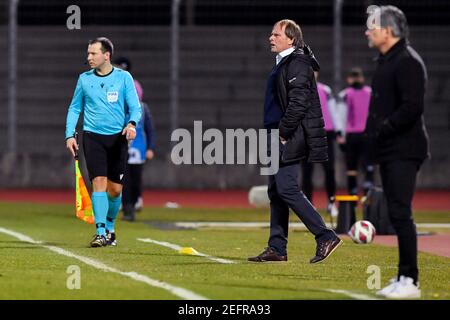 Lugano, Suisse. 17 février 2021. Entraîneur Alain Geiger (Servette) pendant le match de la Super League suisse entre le FC Lugano et le FC Servette au Stade Cornaredo de Lugano, Suisse crédit: SPP Sport Press photo. /Alamy Live News Banque D'Images