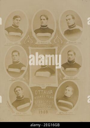 Équipe de hockey d'Ottawa, titulaires de la coupe Stanley, champions du monde, 1909 (HS85-10-20618). Banque D'Images