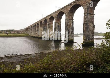 Le pont de la frontière royale qui longe la rivière Tweed Banque D'Images