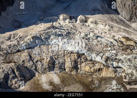 Glacier des Oulettes, dans le massif du Vignemale, vu du refuge des Oulettes de Gaube (Parc national des Pyrénées, Cauterets, France) Banque D'Images