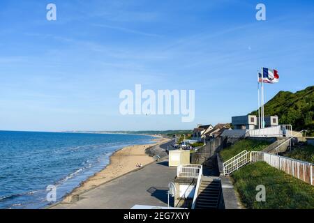 NORMANDIE, FRANCE - 4 juillet 2017 : plage historique appelée Omaha Beach à Vierville-sur-Mer, de la bataille des débarquements normands pendant le deuxième ordre du temps Banque D'Images