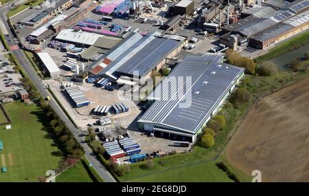 Vue aérienne de Kuehne + Nagel Drink Logistics Ltd, basée à la brasserie Heineken UK Ltd à Tadcaster, Yorkshire, Royaume-Uni Banque D'Images