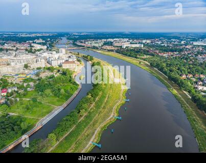 Wroclaw juin 21 2019 vue aérienne sur les côtes de Wroclaw Rivière Odra Banque D'Images