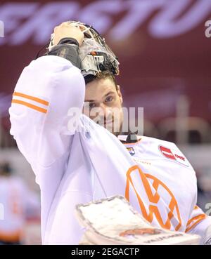 Düsseldorf, Allemagne. 16 févr. 2021. Goalwart Dustin STRAHLMEIER (WOB) hockey sur glace 1er Bundesliga, DEL Group North match day 18, Duesseldorfer EG (DEG) - Grizzlys Wolfsburg (WOB) 1: 2 OT, le 16 février 2021 à Düsseldorf/Allemagne | utilisation dans le monde crédit: dpa/Alay Live News Banque D'Images