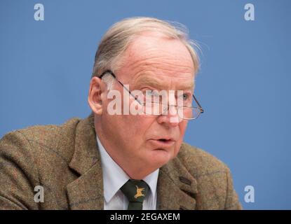 Alexander GAULAND aura 80 ans le 20 février 2021, Alexander GAULAND (le candidat principal de l'AfD) Conférence de presse de l'AfD à la conférence de presse fédérale à Berlin, Allemagne, le 25 septembre 2017. å | utilisation dans le monde entier Banque D'Images