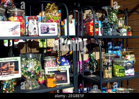 Bonbons à l'ancienne à vendre à Waltons, une boutique de souvenirs Dans Oban Banque D'Images