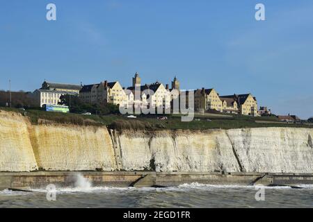 Roedean School jour indépendant et école d'embarquement pour les filles ci-dessus Les falaises à l'est de Brighton Sussex Royaume-Uni Banque D'Images