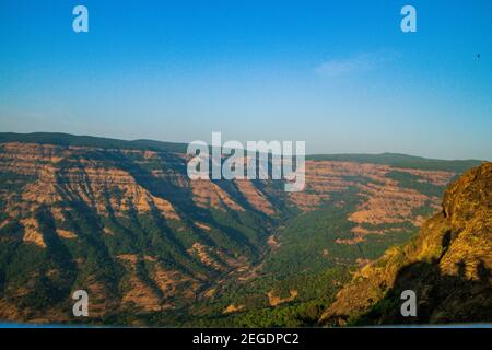 Diverses vues sur les ghats de l'ouest de Mahabaleshwar Banque D'Images