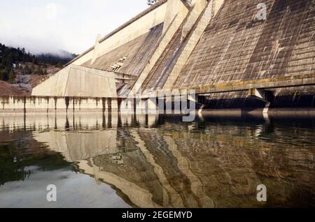 Barrage de Libby sur la rivière Kootenai près de Libby, Montana. (Photo de Randy Beacham) Banque D'Images