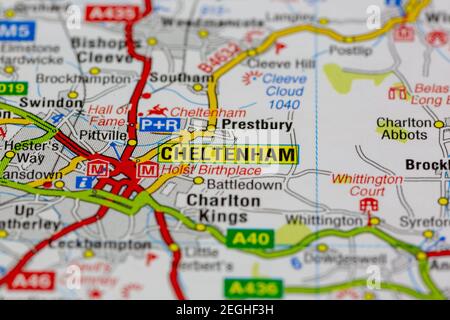 Cheltenham et les environs indiqués sur une carte routière ou carte géographique Banque D'Images