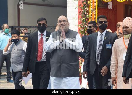 Kolkata, Inde. 18 février 2021. Le ministre de l'intérieur de l'Union Amit Shah visite Bharat Sevashram Sangha lors de sa visite à Kolkata. (Photo de Ved Prakash/Pacific Press) Credit: Pacific Press Media production Corp./Alay Live News Banque D'Images