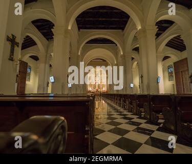 PANAMA CITY, PANAMA - VERS JUIN 2019 - Cathédrale de Panama City, colonnes, Casco viejo Panama City Banque D'Images