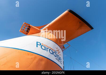 Funne du Grand Celebration Cruise Ship de Bahamas Paradise Cruise Line, Palm Beach, États-Unis Banque D'Images