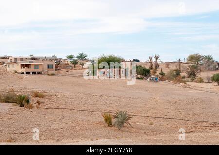 Shaharut est un établissement communautaire dans l'extrême sud d'Israël. Situé à 40 kilomètres au nord d'Eilat, et à six kilomètres à l'ouest de Yotvata sur une crête abo Banque D'Images