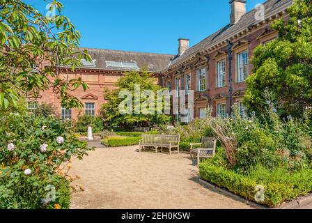 Le musée et la galerie d'art de Tullie House est un musée situé à Carlisle, en Cumbria, en Angleterre Banque D'Images