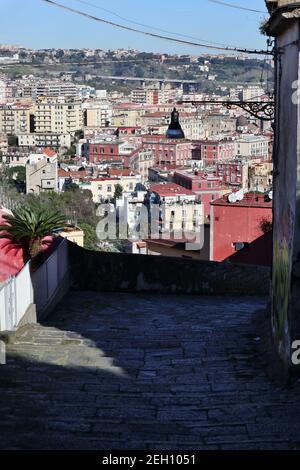 Naples - Scorcio panoramico dalla Scalinata Pedamentina Banque D'Images