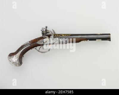 Paire de pistolets Flintlock à double barré, français, Paris, 1752-53. Banque D'Images