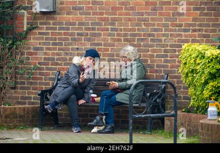 Eton, Windsor, Berkshire, Royaume-Uni. 19 février 2021. Eton était calme aujourd'hui, car beaucoup de gens continuent de travailler à la maison et de rester à l'intérieur pendant le troisième confinement du coronavirus Covid-19. Boris Johnson doit annoncer le lundi 22 février un chemin de sortie du confinement de Covid-19. Crédit : Maureen McLean/Alay Live News Banque D'Images