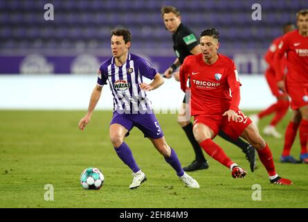 Aue, Allemagne. 19th Feb, 2021. Firo: 02/19/2021 Soccer: Soccer: Archive photos 2.Bundesliga saison 2020/21 Erzgebirge Aue - VfL Bochum duels, Clemens Fandrich, Versus, Robert Zulj IMAGE POINT/firosportphoto | usage dans le monde crédit: dpa/Alay Live News Banque D'Images