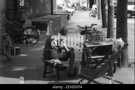 Vendeur de rue, China Life, scène de rue, années 1990 Banque D'Images