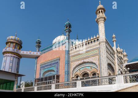 Mosquée Jamia, Bhong, district de Rahim Yar Khan, Punjab, Pakistan Banque D'Images