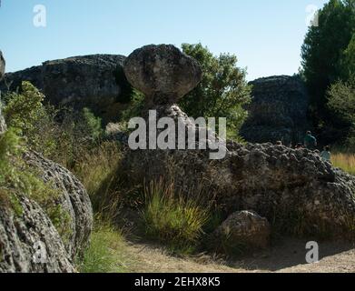 ville enchantée de cuenca, espagne avec des images sculptées en pierre au milieu de la serrania de cuenca Banque D'Images