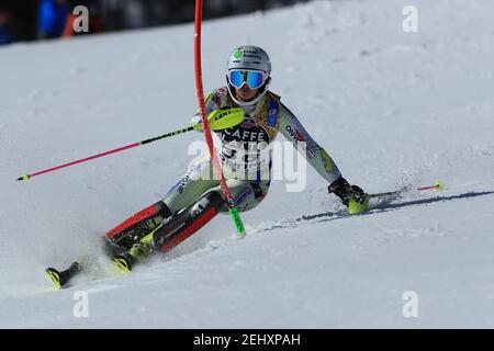 20 février 2021 ; Cortina d'Ampezzo, Italie ; FIS Alpine World ski Championships, Women's Slalom ; Mireia GUTIERREZ (et) Banque D'Images