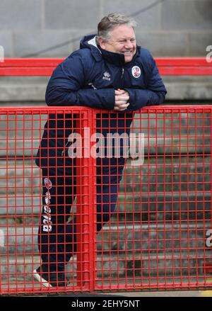 John Yems, directeur de Crawley, en avance sur le match de la Sky Bet League Two au People's Pension Stadium, Crawley. Date de la photo: Samedi 20 février 2021. Banque D'Images