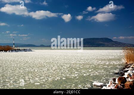 Lac Balaton à witer Time, Hongrie Banque D'Images