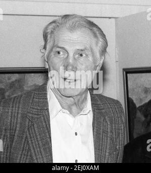 C'est une image de l'acteur Jack Palance de Lattimer Mines, Pennsylvanie. USA. Lors de son exposition d'art à la McDonald Gallery, Misericordia University, Dallas Pennsylvania. Date 27 mars 1992. Né en 1919-décédé en 2006 Banque D'Images