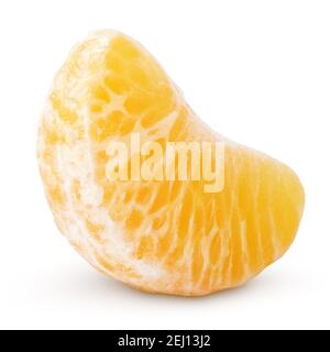 Tranche d'orange mandarine (mandarine) - agrumes isolés blanc avec masque Banque D'Images