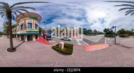 Vue panoramique à 360° de 360 photo Surfside Miami Beach supermarché Publix sur Harding Avenue