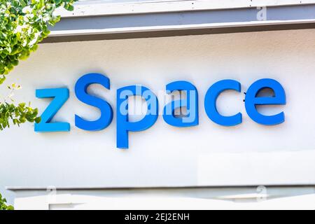 18 sept 2020 San Jose / CA / USA - zSpace logo à leur siège dans la Silicon Valley; zSpace Inc développe la technologie qui combine des éléments de la virtualisation Banque D'Images