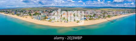 Plage ensoleillée - une station de vacances populaire en Bulgarie Banque D'Images