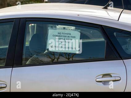 panneau indiquant que le catalyseur a déjà été volé Banque D'Images