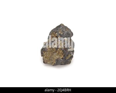 Pyrite naturelle sur fond blanc Banque D'Images