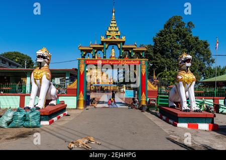 Pagode SU taung pyi, Myitkyina, état de Kachin, Myanmar Banque D'Images