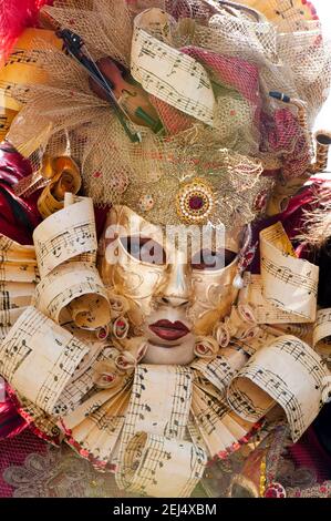 Italie, Venise - 23 février 2019 : le carnaval le plus populaire d'Europe Banque D'Images