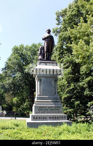 Sculpture en bronze de Daniel Webster par Thomas ball dans Central Park, Manhattan, dédiée en 1876, New York, NY, ÉTATS-UNIS Banque D'Images