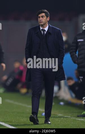 Benevento, Italie. 21 février 2021. Paulo Fonseca entraîneur de AS Roma pendant la série UN match de football entre Benevento Calcio et AS Roma au stade Ciro Vigorito à Benevento (Italie), le 21 février 2021. Photo Cesare Purini/Insidefoto crédit: Insidefoto srl/Alay Live News Banque D'Images