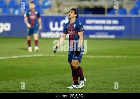 Huesca, Espagne. 21 février 2021. Shinji Okazaki (Huesca) football : Okazaki regret lors de l'espagnol 'la Liga Santander' match entre SD Huesca 3-2 Grenade CF à l'Estadio El Alcoraz à Huesca, Espagne . Crédit: Mutsu Kawamori/AFLO/Alay Live News Banque D'Images