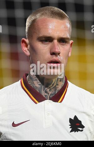 Benevento, Latium. 21 février 2021. Rick Karsdorp de Roma en action pendant la série italienne UN match de football Benevento vs AS Roma au stade Ciro Vigorito à Benevento, Italie, 2i février 2021. Fotografo01 crédit: Agence de photo indépendante/Alamy Live News Banque D'Images