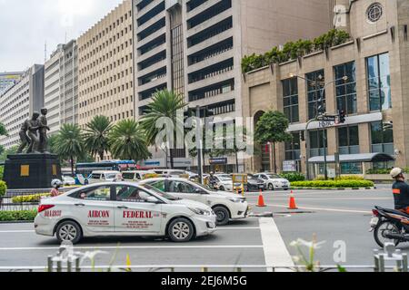 Makati, Philippines - août 2018 : monument Ninoy Aquino sur l'avenue Ayala. Photo de haute qualité Banque D'Images