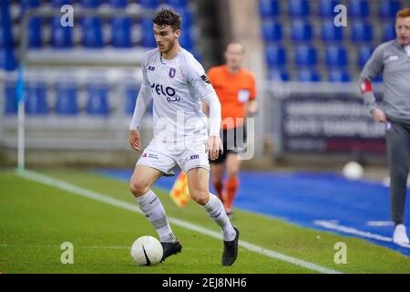 GENK, BELGIQUE - FÉVRIER 21 : Pierre Bourdin de Beerschot va lors du match Jupiler Pro League entre KRC Genk et Beerschot à Luminus Arena le février Banque D'Images