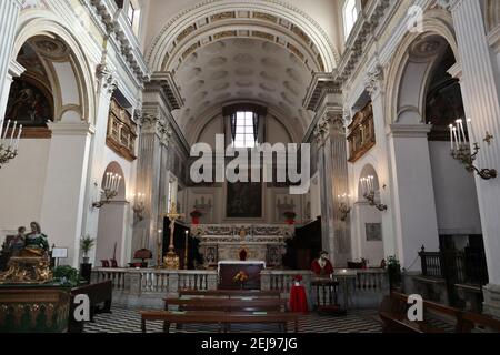Napoli - Altare della Chiesa di Sant'Anna dei Lombardi Banque D'Images