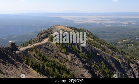 Sentier de Mt Washburn dans le parc national de Yellowstone, Wyoming, États-Unis Banque D'Images